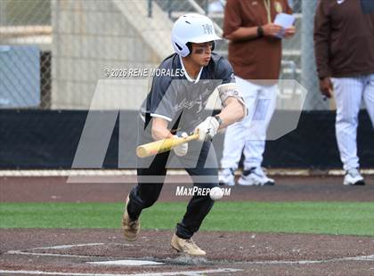 Thumbnail 3 in Harvard-Westlake vs St Francis photogallery.