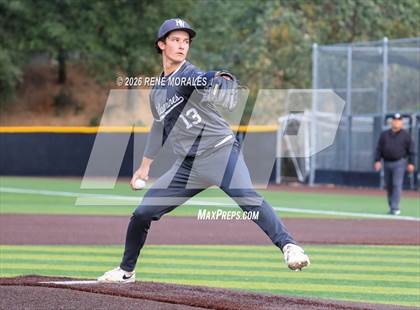 Thumbnail 3 in Harvard-Westlake vs St Francis photogallery.