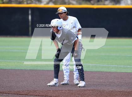 Thumbnail 3 in Harvard-Westlake vs St Francis photogallery.