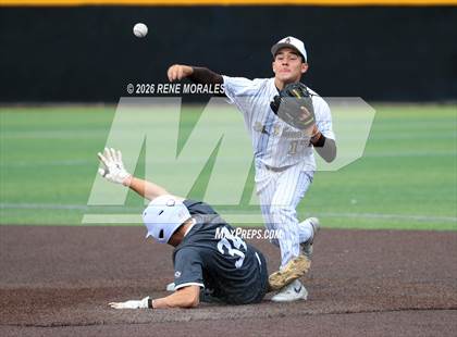 Thumbnail 3 in Harvard-Westlake vs St Francis photogallery.