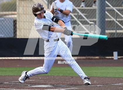 Thumbnail 3 in Harvard-Westlake vs St Francis photogallery.