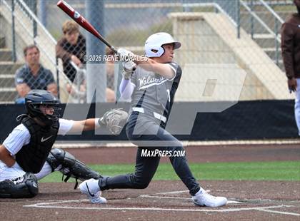 Thumbnail 3 in Harvard-Westlake vs St Francis photogallery.