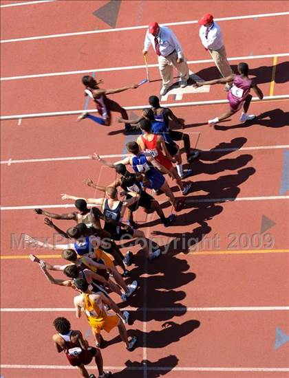 Thumbnail 3 in 115th Penn Relays photogallery.