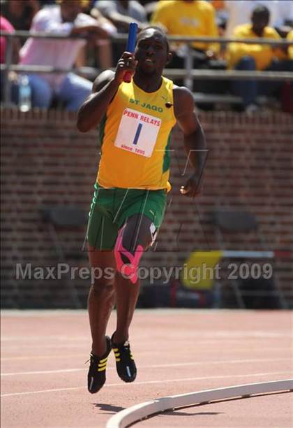 Thumbnail 3 in 115th Penn Relays photogallery.