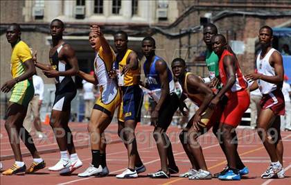 Thumbnail 2 in 115th Penn Relays photogallery.