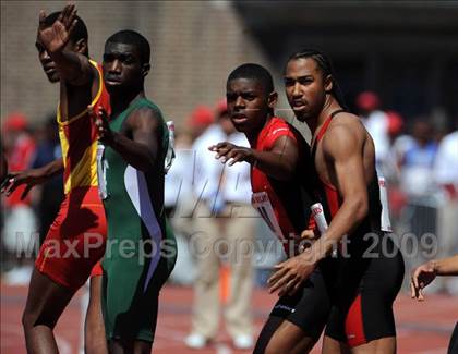 Thumbnail 2 in 115th Penn Relays photogallery.