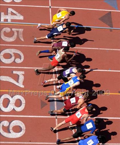 Thumbnail 1 in 115th Penn Relays photogallery.