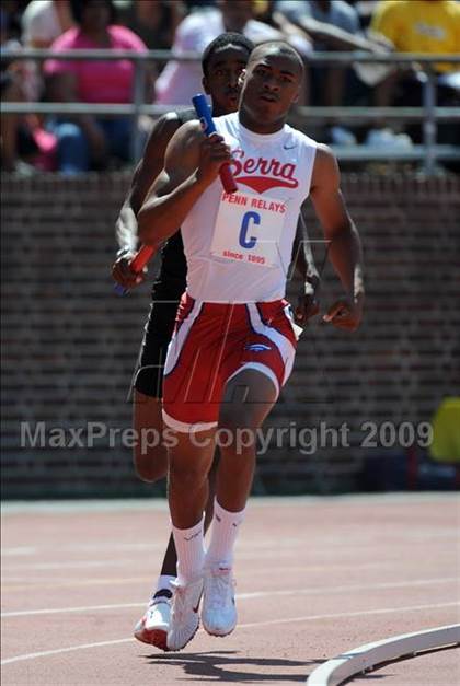 Thumbnail 2 in 115th Penn Relays photogallery.