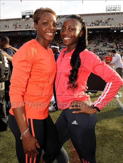 Thumbnail 1 in 115th Penn Relays photogallery.