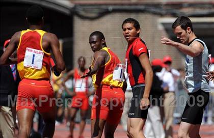 Thumbnail 1 in 115th Penn Relays photogallery.