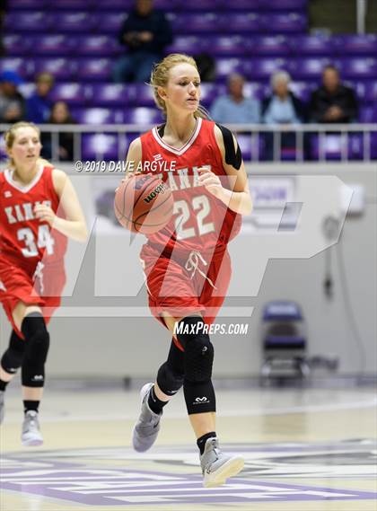 Thumbnail 1 in Kanab vs. Beaver (UHSAA 2A Final) photogallery.
