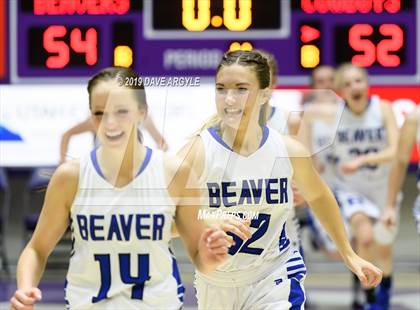 Thumbnail 1 in Kanab vs. Beaver (UHSAA 2A Final) photogallery.
