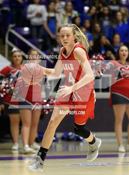 Thumbnail 1 in Kanab vs. Beaver (UHSAA 2A Final) photogallery.