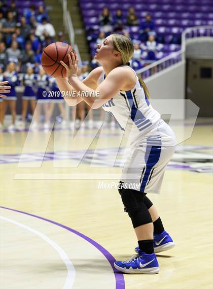 Thumbnail 3 in Kanab vs. Beaver (UHSAA 2A Final) photogallery.