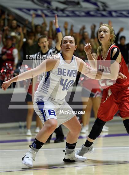 Thumbnail 1 in Kanab vs. Beaver (UHSAA 2A Final) photogallery.