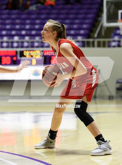 Thumbnail 1 in Kanab vs. Beaver (UHSAA 2A Final) photogallery.