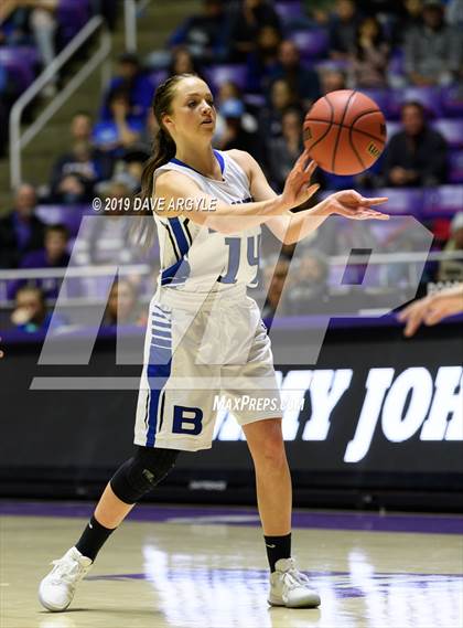 Thumbnail 2 in Kanab vs. Beaver (UHSAA 2A Final) photogallery.