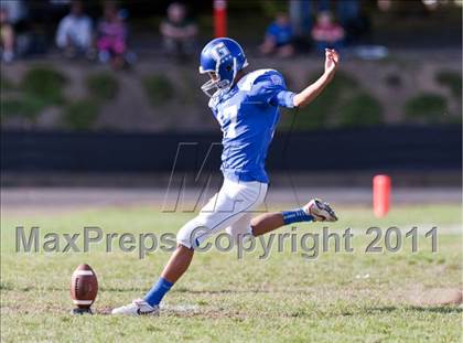 Thumbnail 3 in Aloha @ Grant photogallery.