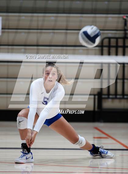 Thumbnail 2 in Alta Loma vs  Louisville (Viewpoint Invitational) photogallery.