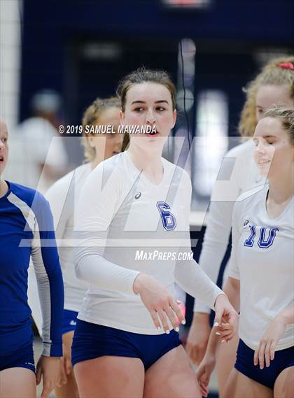 Thumbnail 2 in Alta Loma vs  Louisville (Viewpoint Invitational) photogallery.