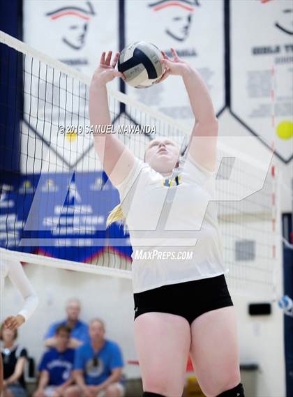 Thumbnail 1 in Alta Loma vs  Louisville (Viewpoint Invitational) photogallery.