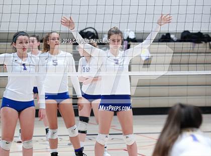 Thumbnail 2 in Alta Loma vs  Louisville (Viewpoint Invitational) photogallery.