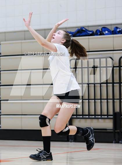 Thumbnail 2 in Alta Loma vs  Louisville (Viewpoint Invitational) photogallery.