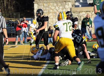 Thumbnail 3 in Blue Valley vs. South (KSHSAA Class 5A Final) photogallery.