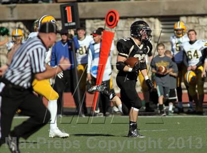 Thumbnail 2 in Blue Valley vs. South (KSHSAA Class 5A Final) photogallery.