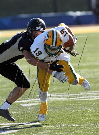 Thumbnail 1 in Blue Valley vs. South (KSHSAA Class 5A Final) photogallery.