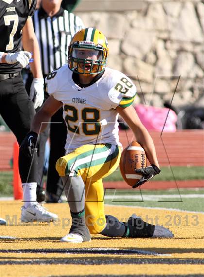 Thumbnail 2 in Blue Valley vs. South (KSHSAA Class 5A Final) photogallery.