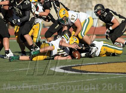 Thumbnail 3 in Blue Valley vs. South (KSHSAA Class 5A Final) photogallery.