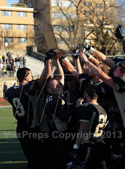 Thumbnail 1 in Blue Valley vs. South (KSHSAA Class 5A Final) photogallery.