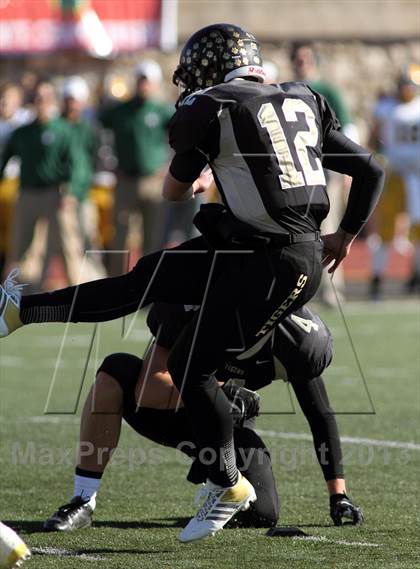 Thumbnail 1 in Blue Valley vs. South (KSHSAA Class 5A Final) photogallery.