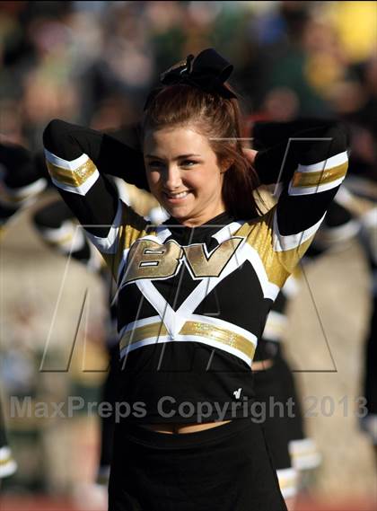 Thumbnail 2 in Blue Valley vs. South (KSHSAA Class 5A Final) photogallery.