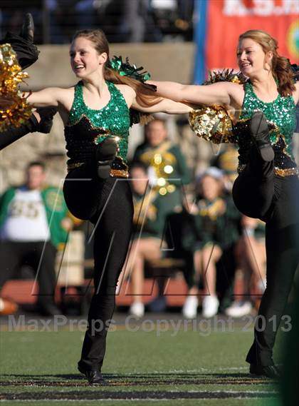 Thumbnail 2 in Blue Valley vs. South (KSHSAA Class 5A Final) photogallery.