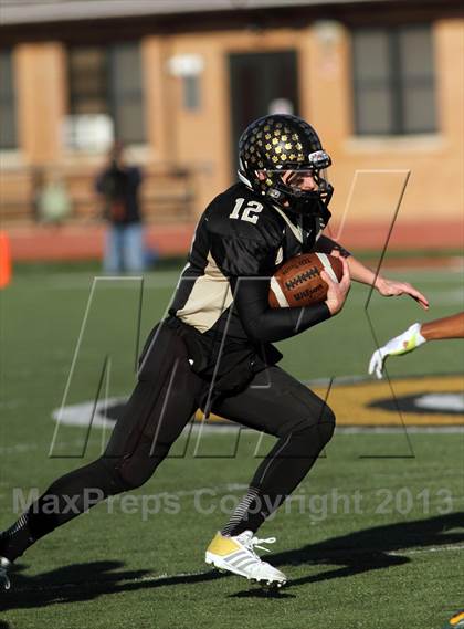 Thumbnail 1 in Blue Valley vs. South (KSHSAA Class 5A Final) photogallery.