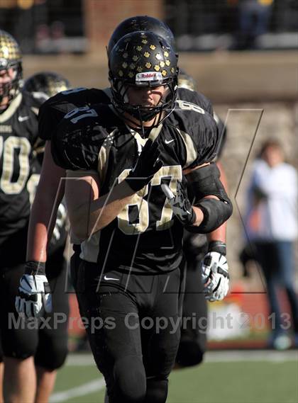 Thumbnail 2 in Blue Valley vs. South (KSHSAA Class 5A Final) photogallery.