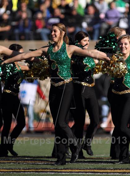Thumbnail 2 in Blue Valley vs. South (KSHSAA Class 5A Final) photogallery.