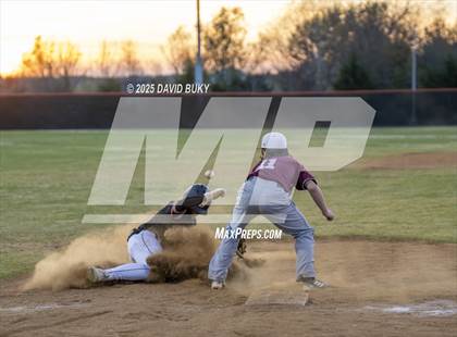 Thumbnail 3 in Warren County @ Brentsville District photogallery.