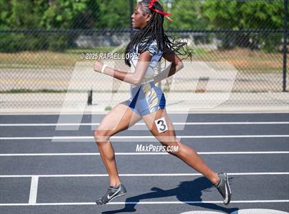 Thumbnail 3 in UIL 6A Track & Field Area 13&14 (100M) photogallery.