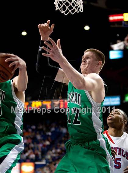 Thumbnail 1 in Rowan County vs. Christian County (KHSAA Sweet 16 Final) photogallery.