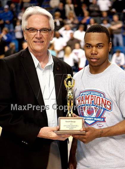 Thumbnail 3 in Rowan County vs. Christian County (KHSAA Sweet 16 Final) photogallery.