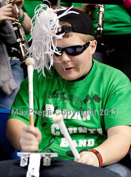 Thumbnail 3 in Rowan County vs. Christian County (KHSAA Sweet 16 Final) photogallery.