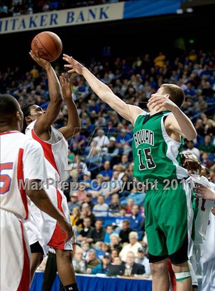 Thumbnail 3 in Rowan County vs. Christian County (KHSAA Sweet 16 Final) photogallery.