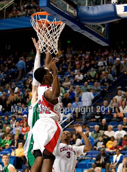 Thumbnail 2 in Rowan County vs. Christian County (KHSAA Sweet 16 Final) photogallery.