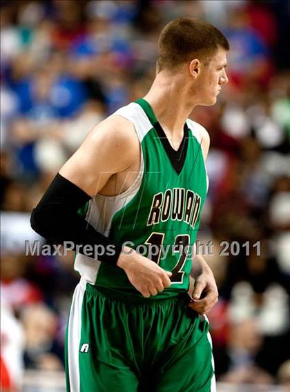 Thumbnail 2 in Rowan County vs. Christian County (KHSAA Sweet 16 Final) photogallery.
