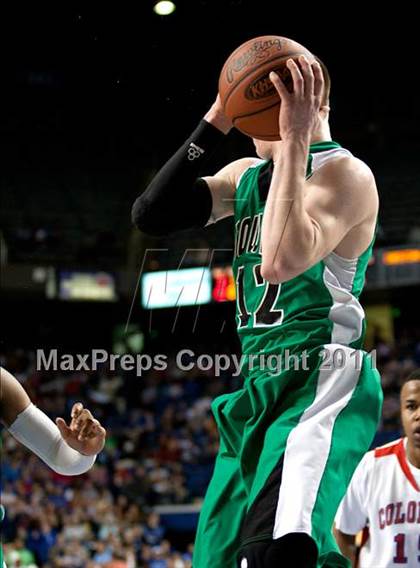 Thumbnail 2 in Rowan County vs. Christian County (KHSAA Sweet 16 Final) photogallery.
