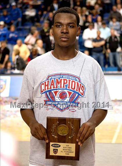Thumbnail 2 in Rowan County vs. Christian County (KHSAA Sweet 16 Final) photogallery.