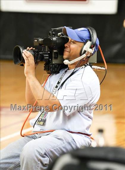 Thumbnail 2 in Pender vs Rosman (NCHSAA 1A Final) photogallery.